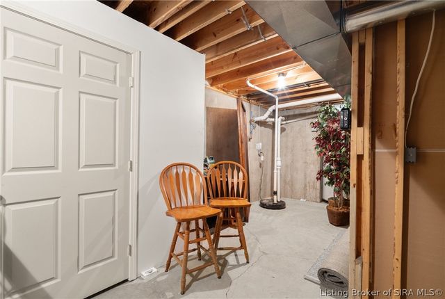 1056 Brookstone Court, Georgetown, IN 47122