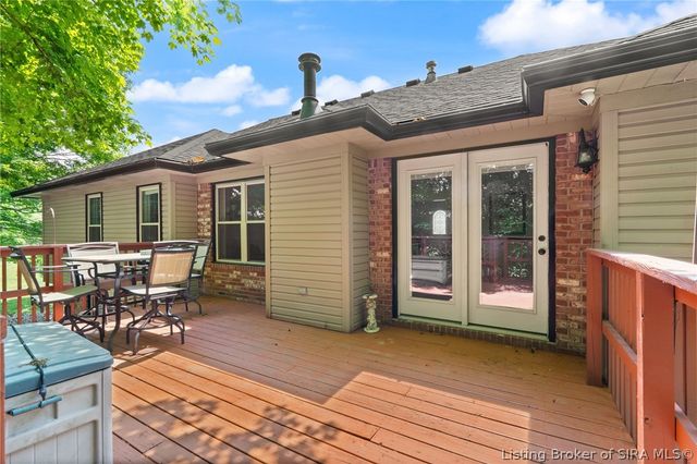 1056 Brookstone Court, Georgetown, IN 47122