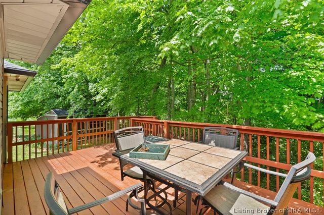 1056 Brookstone Court, Georgetown, IN 47122