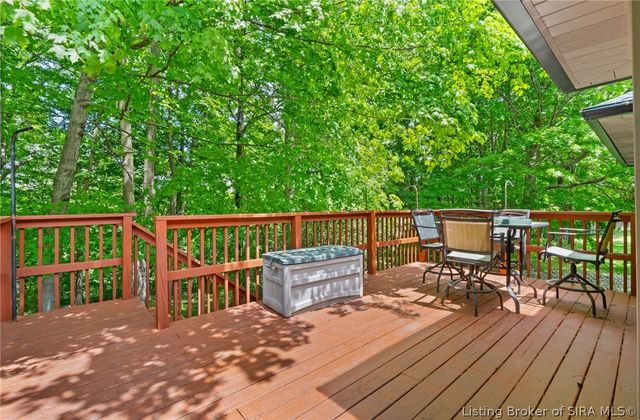 1056 Brookstone Court, Georgetown, IN 47122