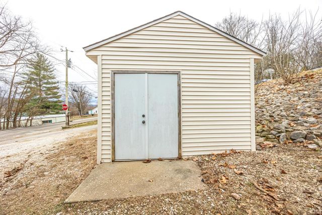 879 S Washington Street, French Lick, IN 47432