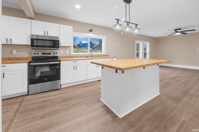 879 S Washington Street, French Lick, IN 47432