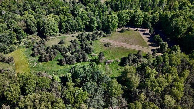 5595 75th Avenue, Hinton Twp, MI 49332