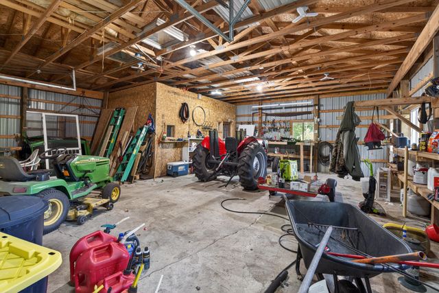 5595 75th Avenue, Hinton Twp, MI 49332
