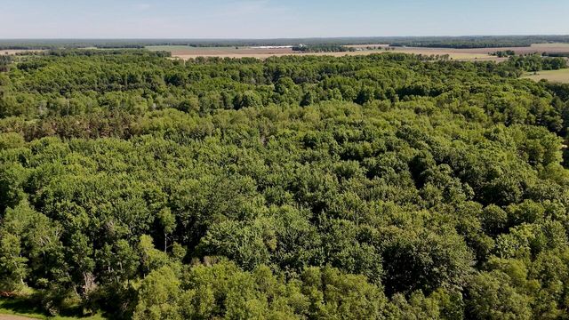5595 75th Avenue, Hinton Twp, MI 49332
