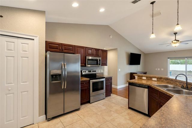 3001 SW 173RD STREET ROAD, Ocala, FL 34473