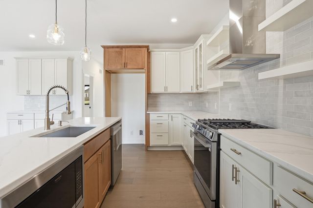 754 Cirque Drive, Crown Point, IN 46307