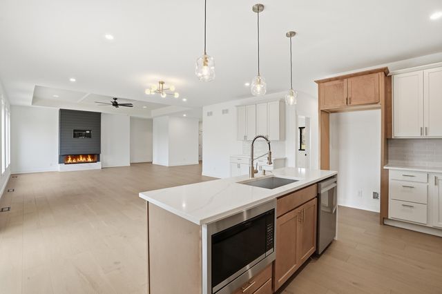 754 Cirque Drive, Crown Point, IN 46307