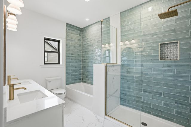 754 Cirque Drive, Crown Point, IN 46307