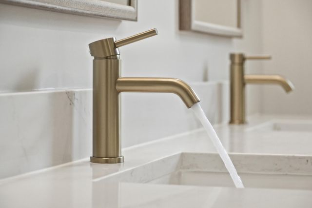 754 Cirque Drive, Crown Point, IN 46307