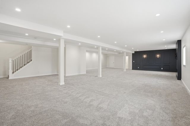 754 Cirque Drive, Crown Point, IN 46307