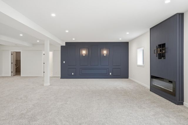 754 Cirque Drive, Crown Point, IN 46307