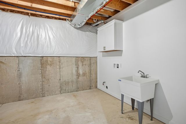 754 Cirque Drive, Crown Point, IN 46307