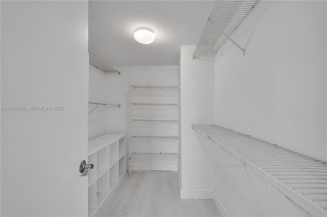 19707 Turnberry Way 16C, Aventura, FL 33180