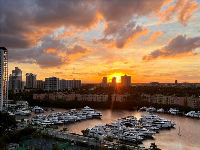 19707 Turnberry Way 16C, Aventura, FL 33180