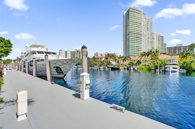 19707 Turnberry Way 16C, Aventura, FL 33180