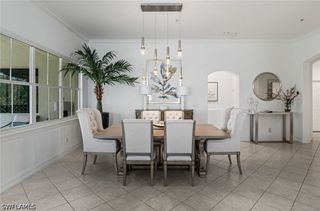 2842 Tiburon BLVD E 103, Naples, FL 34109