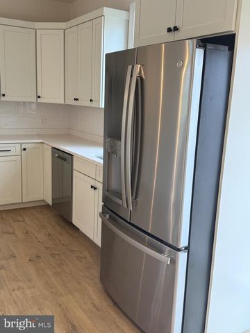 7 ORCHARD ALLEY, Spring City, PA 19475