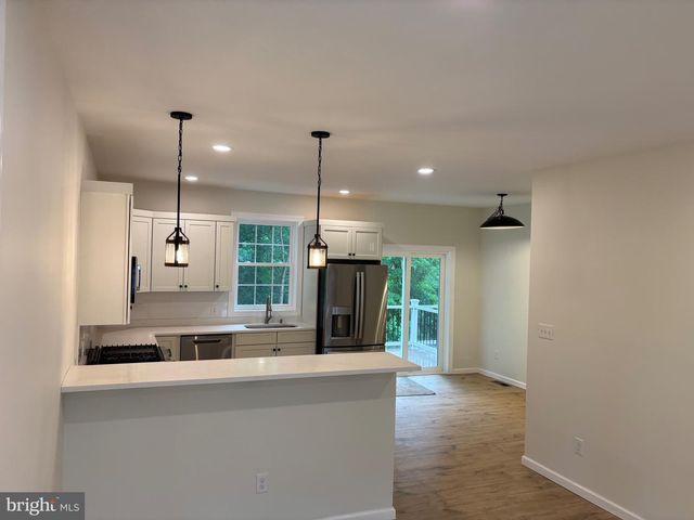7 ORCHARD ALLEY, Spring City, PA 19475