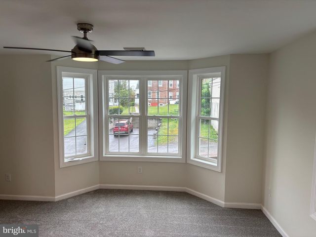 7 ORCHARD ALLEY, Spring City, PA 19475