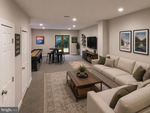 7 ORCHARD ALLEY, Spring City, PA 19475