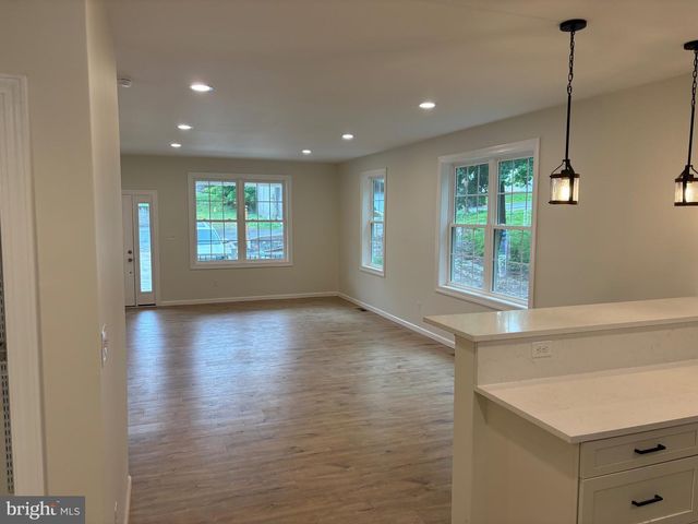 7 ORCHARD ALLEY, Spring City, PA 19475