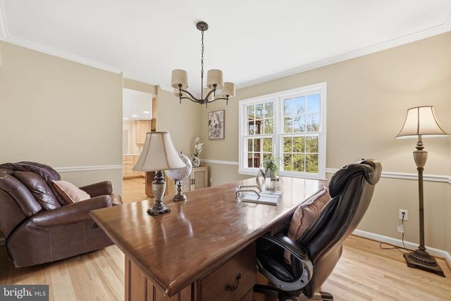 9800 KOHOUTEK CT, Vienna, VA 22182