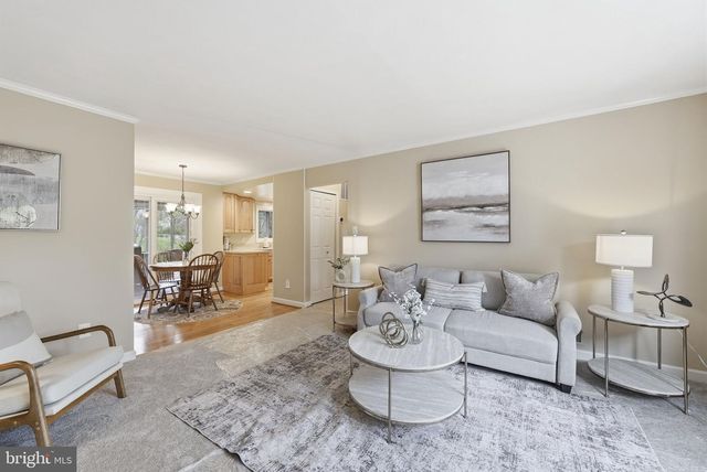 9800 KOHOUTEK CT, Vienna, VA 22182