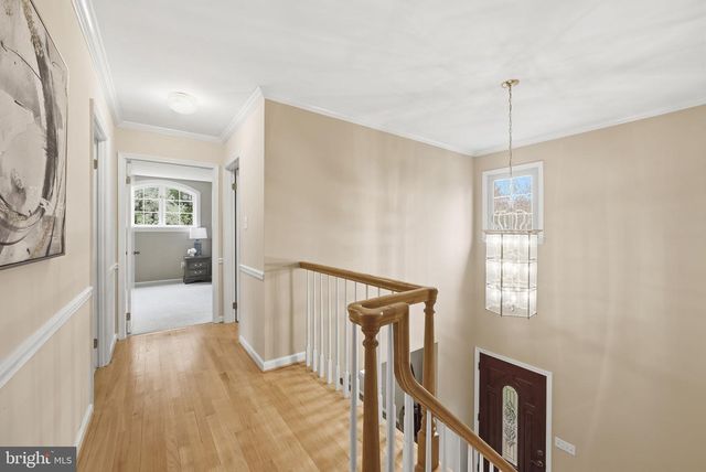 9800 KOHOUTEK CT, Vienna, VA 22182