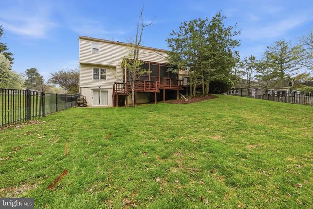 9800 KOHOUTEK CT, Vienna, VA 22182
