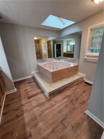 5705 Glandor Drive SE, Mableton, GA 30126