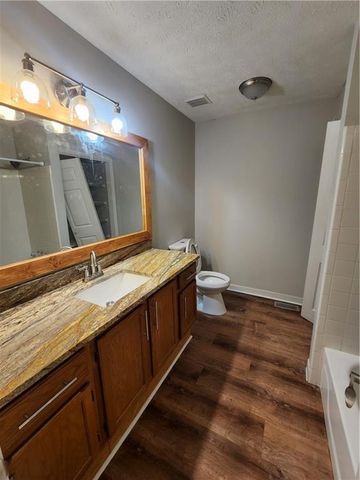 5705 Glandor Drive SE, Mableton, GA 30126