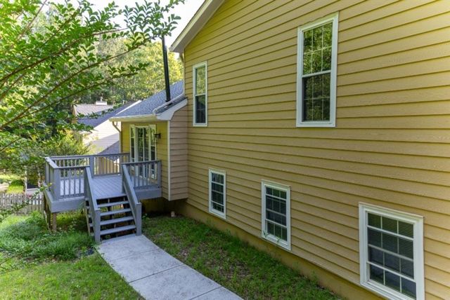 5705 Glandor Drive SE, Mableton, GA 30126
