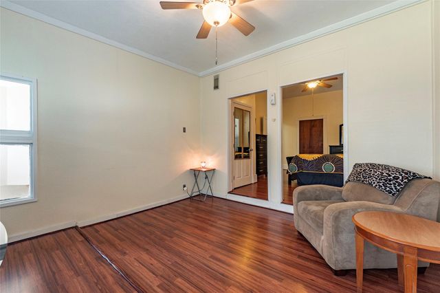 2809 Bernardo De Galvez Avenue, Galveston, TX 77550