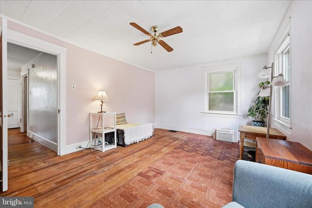 1230 ELM AVE, Lancaster, PA 17603