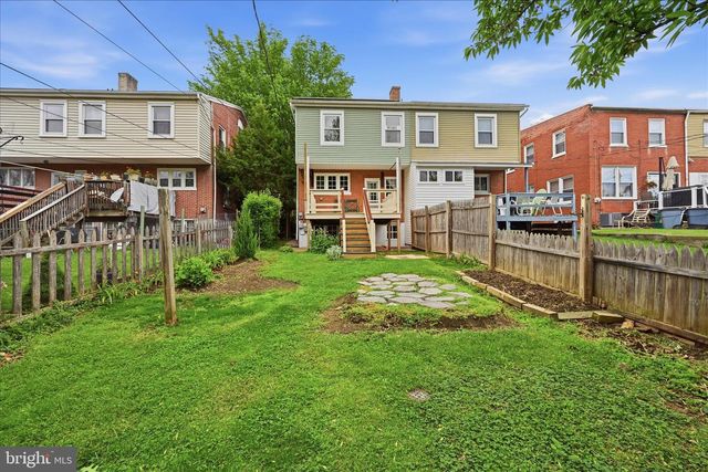 1230 ELM AVE, Lancaster, PA 17603