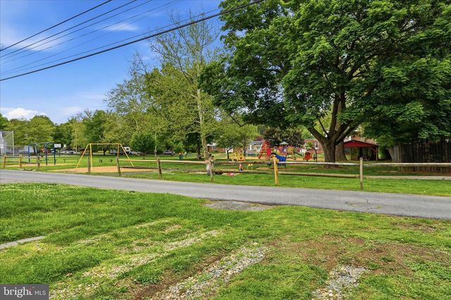 1230 ELM AVE, Lancaster, PA 17603