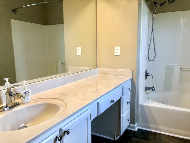 105 Cimmaron Dr, Goodlettsville, TN 37072