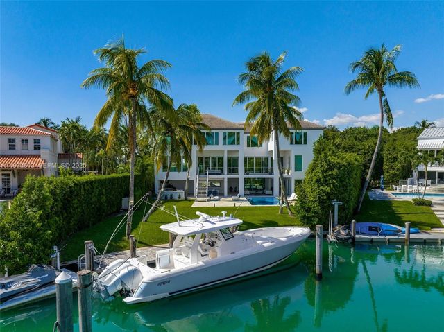 481 S Mashta Drive, Key Biscayne, FL 33149