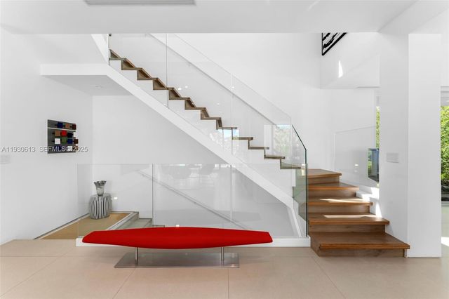 481 S Mashta Drive, Key Biscayne, FL 33149