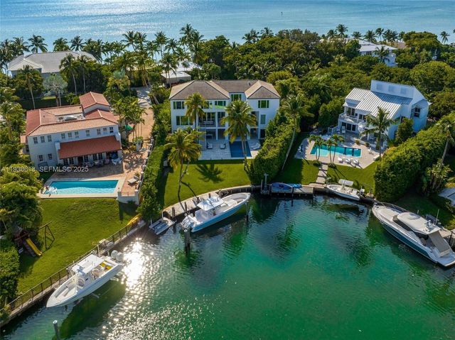 481 S Mashta Drive, Key Biscayne, FL 33149