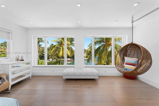 481 S Mashta Drive, Key Biscayne, FL 33149