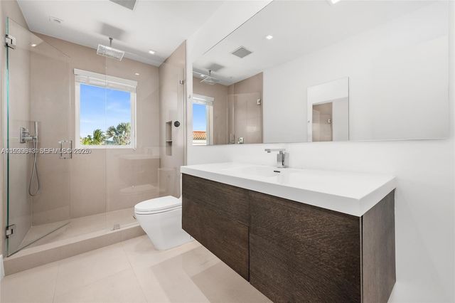 481 S Mashta Drive, Key Biscayne, FL 33149