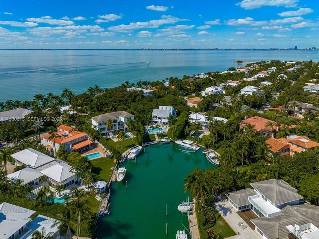 481 S Mashta Drive, Key Biscayne, FL 33149