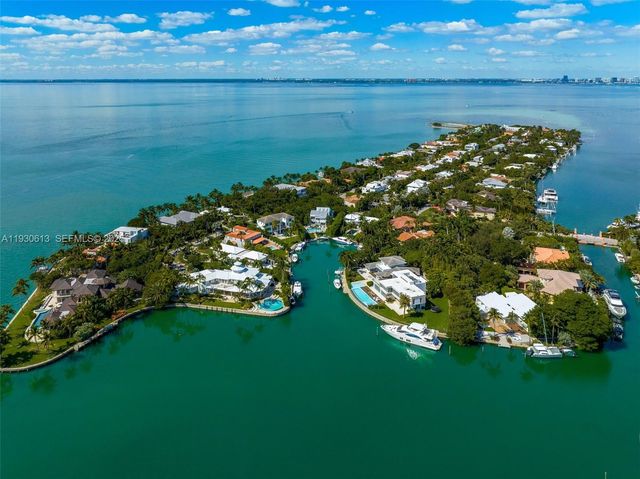 481 S Mashta Drive, Key Biscayne, FL 33149