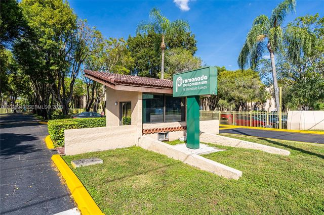 14501 N Kendall Dr 212H, Miami, FL 33186