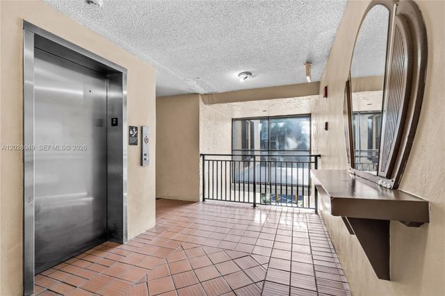 14501 N Kendall Dr 212H, Miami, FL 33186