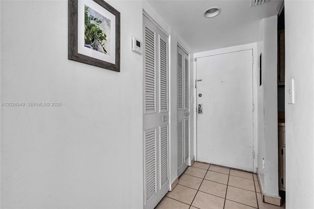 14501 N Kendall Dr 212H, Miami, FL 33186