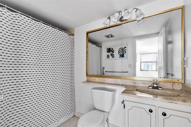 14501 N Kendall Dr 212H, Miami, FL 33186