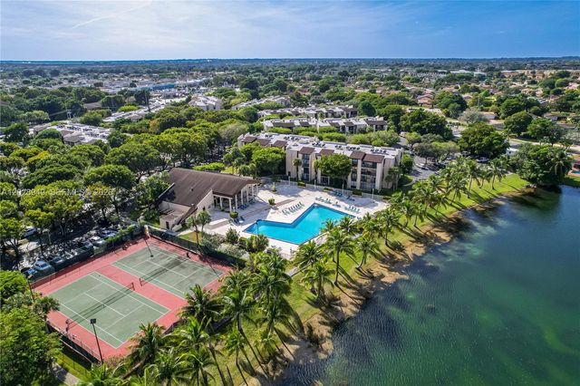14501 N Kendall Dr 212H, Miami, FL 33186